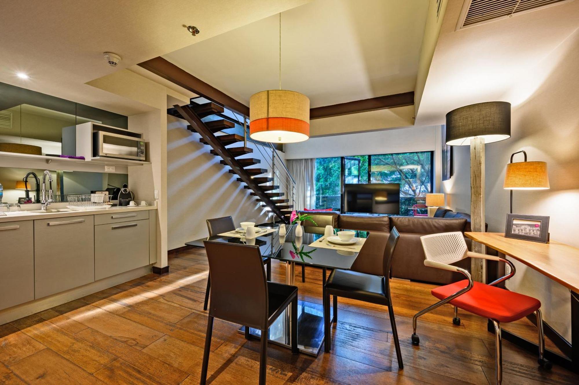 Las Suites Campos Eliseos Mexico City Exteriör bild